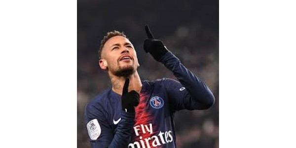 Neymar traf im Getöse der Fans